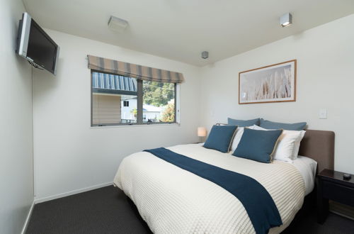 Photo 2 - Paihia Beach Apartment