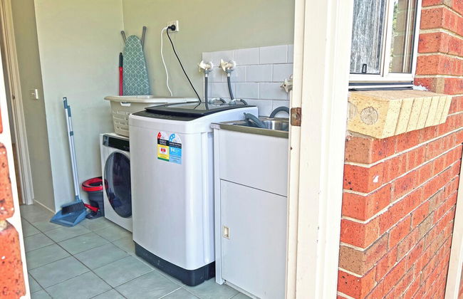 Ringwood 2BR Home - Foto 25