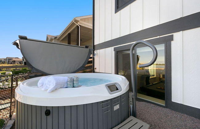 Lakeside Luxury - Hot Tub, Pool Table, and Views - Foto 43