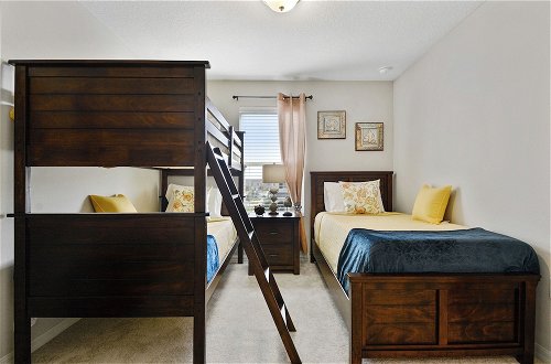 Foto 17 - Amazing 4 Bedroom Close to Disney Compass Bay Resort 5161