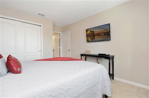 Foto 14 - Amazing 4 Bedroom Close to Disney Compass Bay Resort 5161