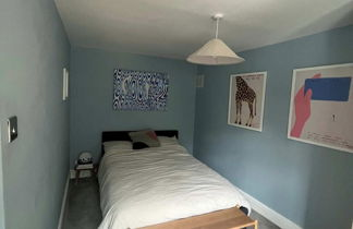 Photo 2 - Characterful 1BD Flat w/ Private Gym - Brockley