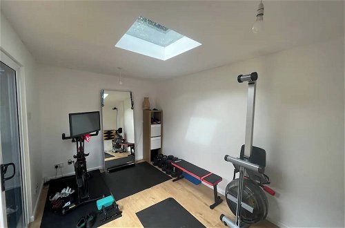 Foto 10 - Characterful 1BD Flat w/ Private Gym - Brockley