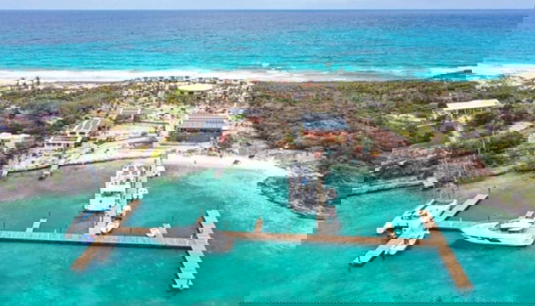 Foto 1 - Aqua Village Resort
