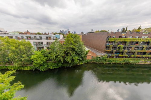 Foto 28 - Serene 1BD Canal-side Flat w/ Terrace - Haggerston