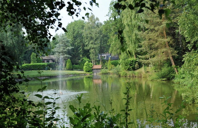 Chalet in Holiday Park With Private Terrace - Foto 20