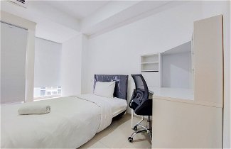 Foto 1 - Best Homey And Nice Studio At Pacific Garden Apartment