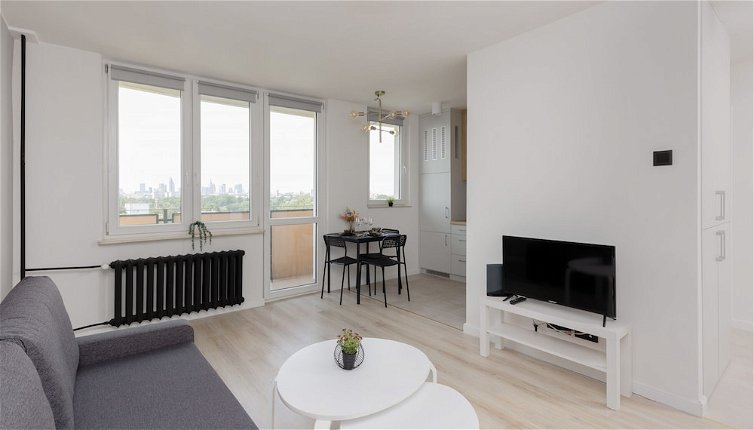 Photo 1 - Warsaw Apartment With a View by Renters