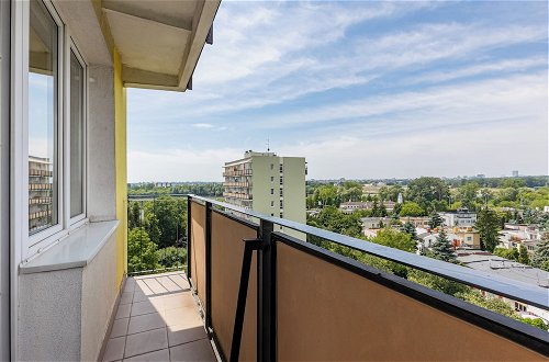 Photo 18 - Warsaw Apartment With a View by Renters