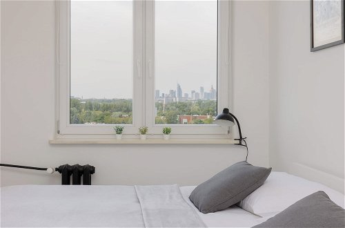 Photo 5 - Warsaw Apartment With a View by Renters