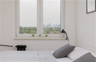 Photo 3 - Warsaw Apartment With a View by Renters