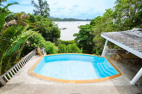 Photo 31 - Beachfront Sea View Pool Villa