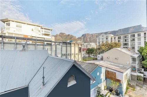 Photo 17 - Modern Industrial 1BD Apartment - Cape Town