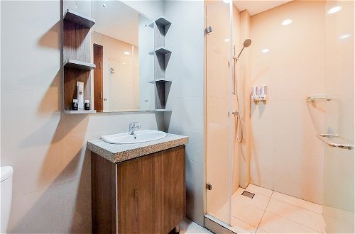 Photo 10 - Best Modern And Homey 1Br At M-Town Siganture Apartment