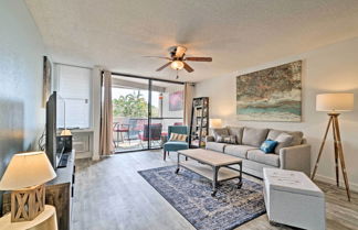 Photo 1 - Kailua-kona Condo w/ Lanai, Walk to Beach + Pier