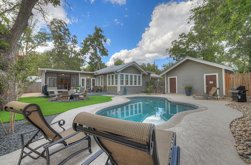 Photo 22 - Heart of Fredericksburg With Pool Hot-tub&grill