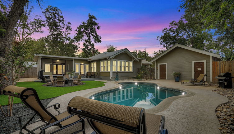 Photo 1 - Heart of Fredericksburg With Pool Hot-tub&grill