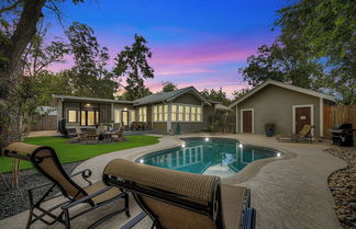 Photo 1 - Heart of Fredericksburg With Pool Hot-tub&grill