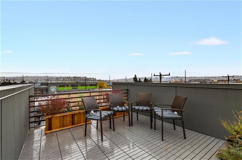 Photo 28 - 2BR 2BA The Ballard Modish Seattle Location With Rooftop View