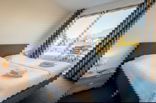Photo 2 - Detached Villa With Washing Machine, Around a Lake Area