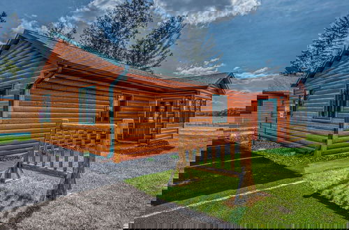 Foto 3 - Lena's Northern Pines Resort