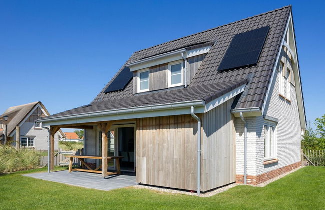Villa in Nieuwvliet Near the Beach - Foto 1