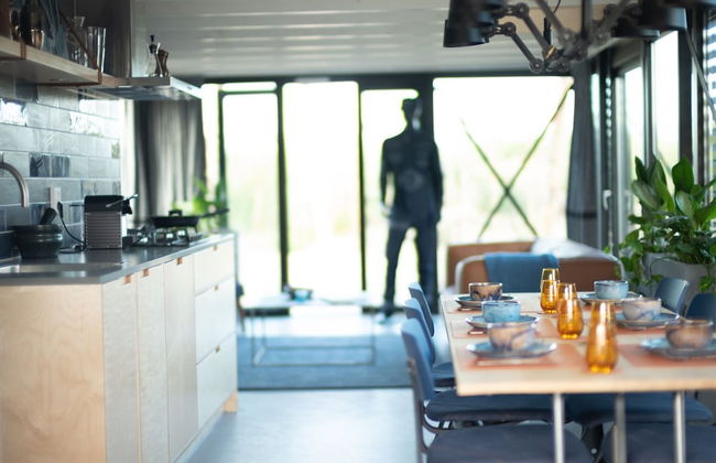 Modern, Trendy Theme Denim Lodge, Near the sea - Foto 18