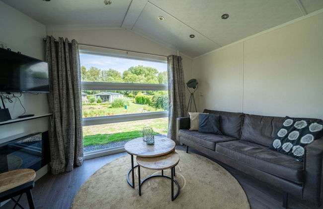 Well-maintained Chalet Near Biesbosch - Foto 7