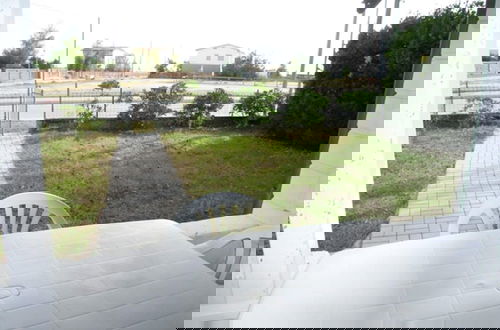 Foto 10 - Belvilla by OYO Modest Holiday Home Near Sea