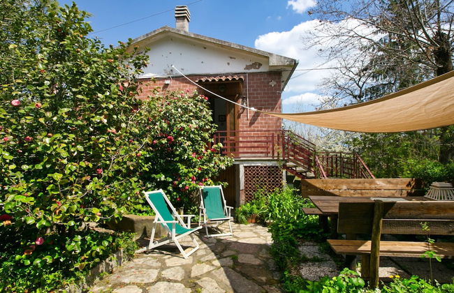 Holiday Home in Tuscany Near Sassetta - Foto 1