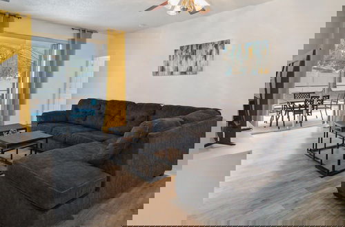 Foto 3 - 5/4 Pool Home Located in Sunset Ridge Community!