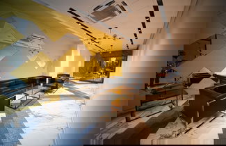Photo 3 - Modern 1-bedroom apartment by Sweet Home