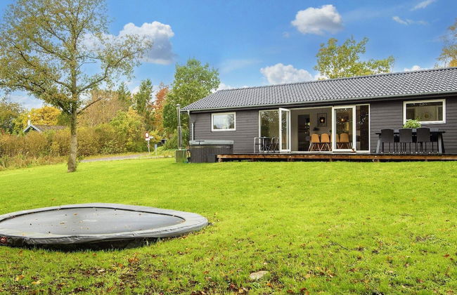 4 Star Holiday Home in Allingabro - Foto 31