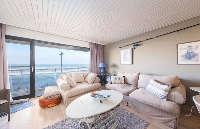 Apartment With sea View in Middelkerke - Photo 1