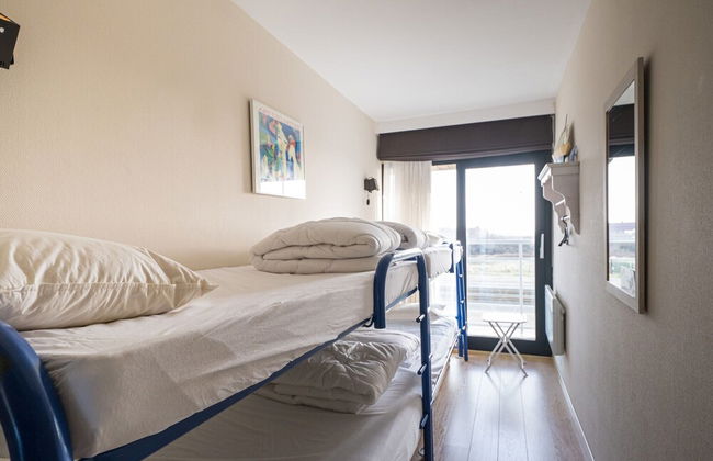 Apartment With sea View in Middelkerke - Photo 5