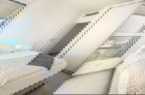 Photo 6 - Seaside High-Rise Apt by Sea N' Rent