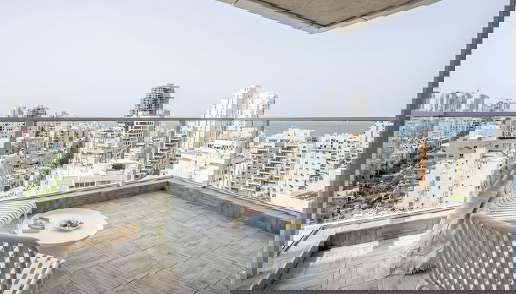 Photo 1 - Seaside High-Rise Apt by Sea N' Rent