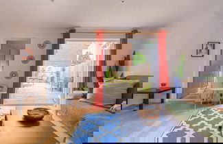 Foto 1 - Bright 3 Bedroom House With Terrace, 16 Mins to Big Ben