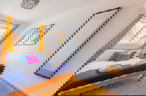 Foto 13 - Bright 3 Bedroom House With Terrace, 16 Mins to Big Ben