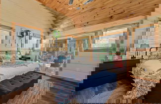 Foto 3 - Countryside Comfort By Ghosal Luxury Lodging