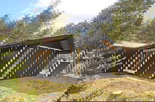 Foto 21 - 7 Person Holiday Home in Aakirkeby