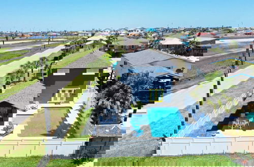 Foto 1 - Boujee Pelican by Avantstay Pool+game Room+views