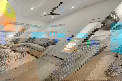 Foto 6 - Boujee Pelican by Avantstay Pool+game Room+views