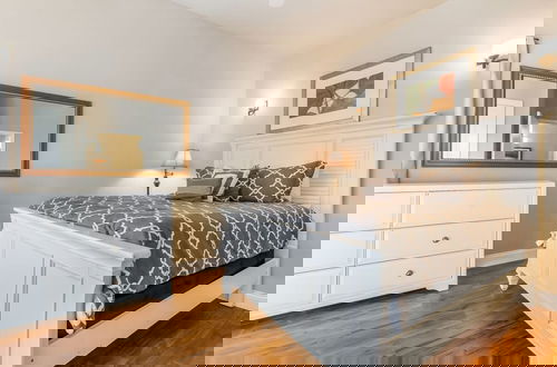 Foto 7 - Brand New Elegance and Vibrancy in NOLA