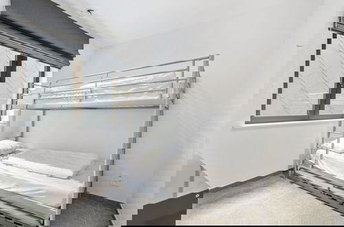 Foto 2 - Apartment in a Central Location