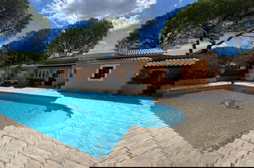 Foto 18 - Villa in Vidauban With Pool and BBQ