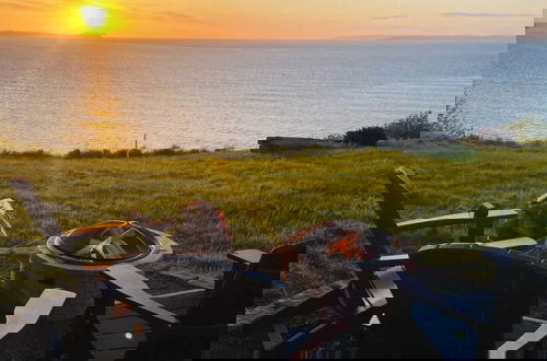 Photo 38 - Marine View Bluff by Avantstay Waterfront Views