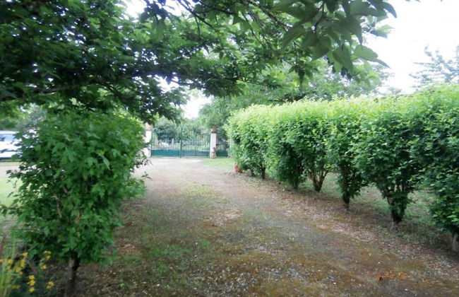 Cottage in Dordogne With Lake View and Pool - Foto 27