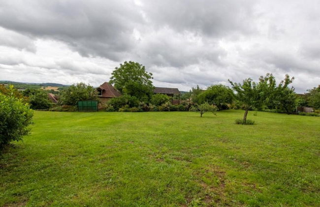 Cottage in Dordogne With Lake View and Pool - Foto 32