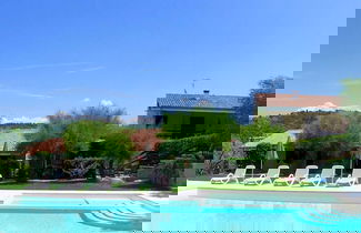 Photo 1 - Belvilla by OYO Comfortable Apartment With Pool